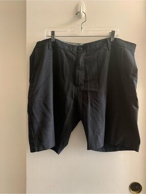 burnside Black Flat-Front Men's Shorts